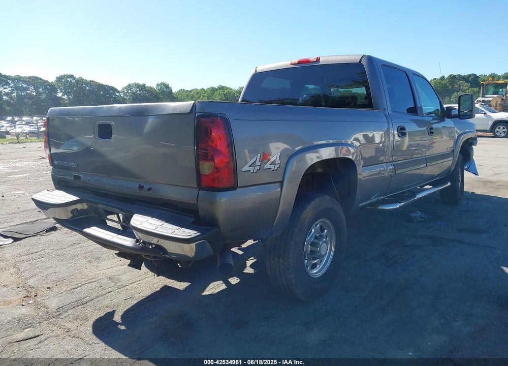 2006 CHEVROLET SILVERADO 2500HD VIN: 1GCHK23U66F262778
