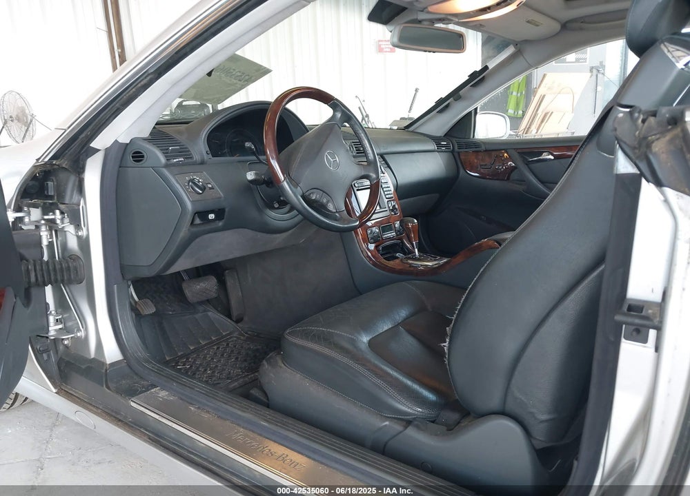 2002 MERCEDES-BENZ CL 500 VIN: WDBPJ75J32A018817