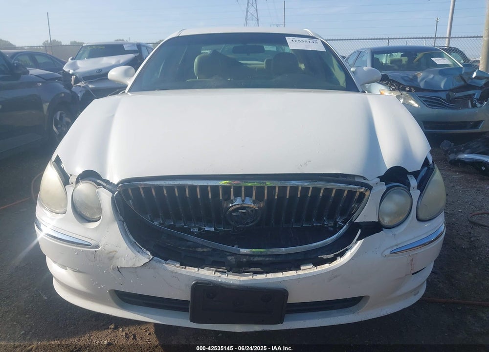 2008 BUICK LACROSSE VIN: 2G4WD582181223273