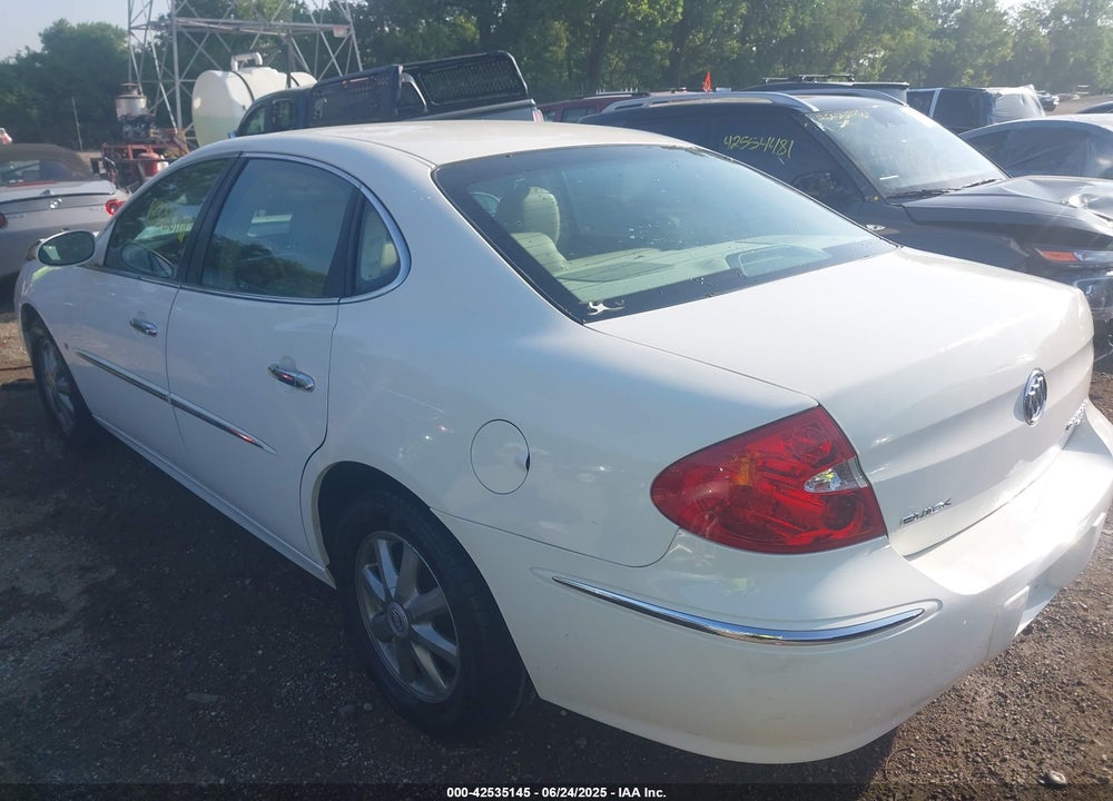 2008 BUICK LACROSSE VIN: 2G4WD582181223273