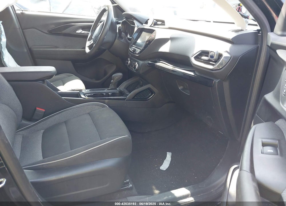 2021 CHEVROLET TRAILBLAZER AWD LT VIN: KL79MRSL6MB121226