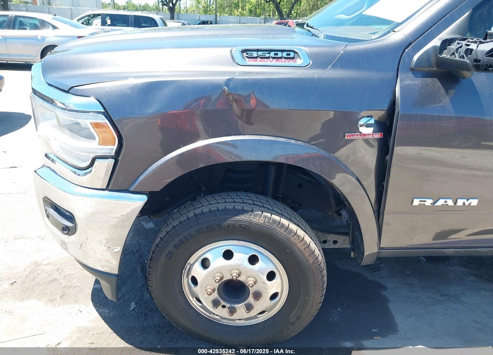 2019 RAM 3500 LAIE  4X4 8' BOX VIN: 3C63RRJL3KG558270