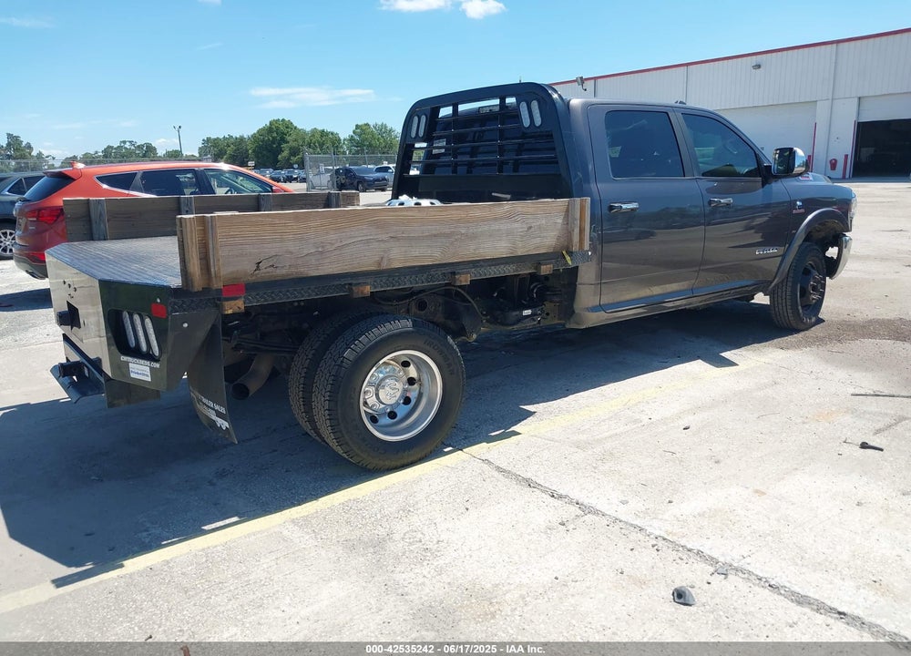 2019 RAM 3500 LAIE  4X4 8' BOX VIN: 3C63RRJL3KG558270