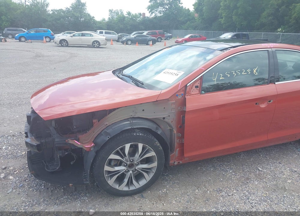 2015 HYUNDAI SONATA VIN: 5NPE34AB4FH117886