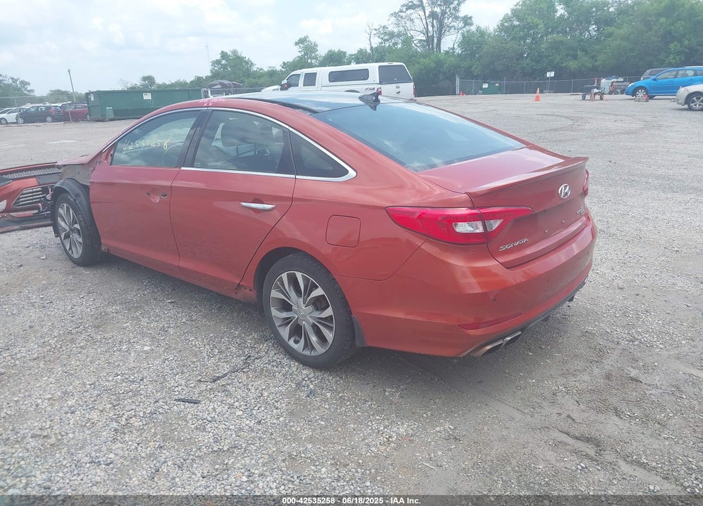 2015 HYUNDAI SONATA VIN: 5NPE34AB4FH117886