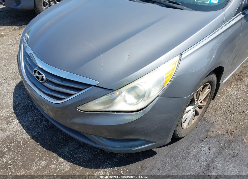 2011 HYUNDAI SONATA VIN: 5NPEB4ACXBH220400