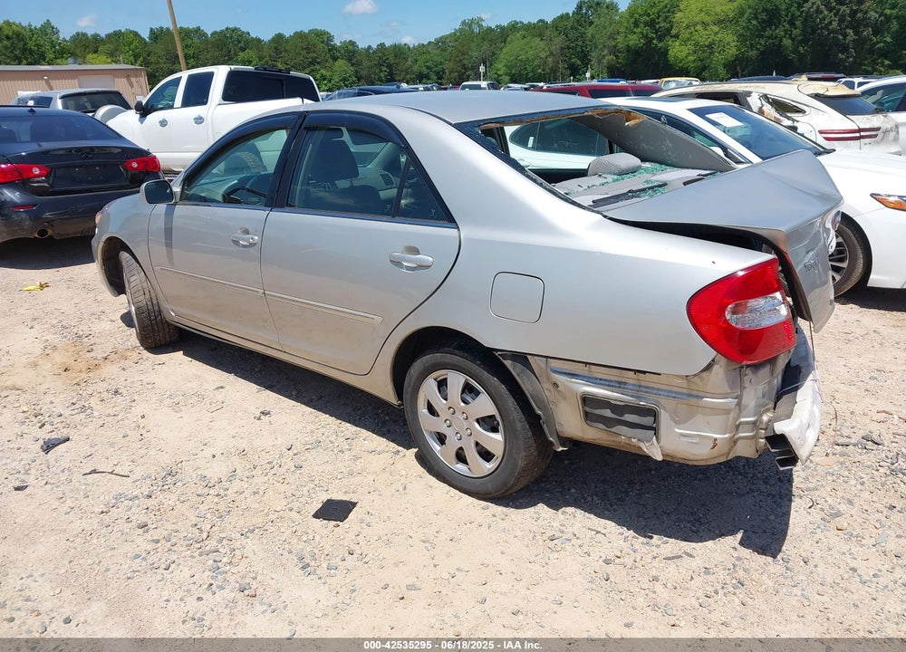 2004 TOYOTA CAMRY XLE VIN: 4T1BE30K64U346562