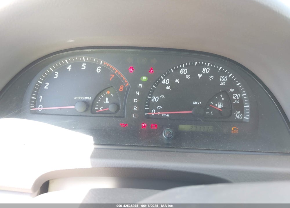 2004 TOYOTA CAMRY XLE VIN: 4T1BE30K64U346562