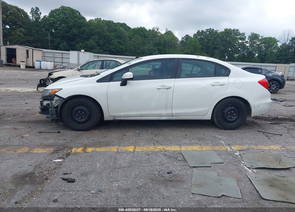2012 HONDA CIVIC VIN: 19XFB2F51CE090032