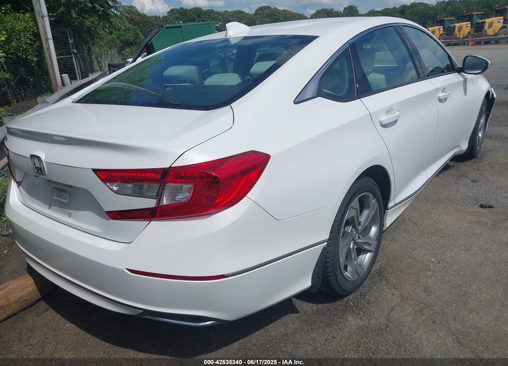 2018 HONDA ACCORD VIN: 1HGCV1F4XJA185542