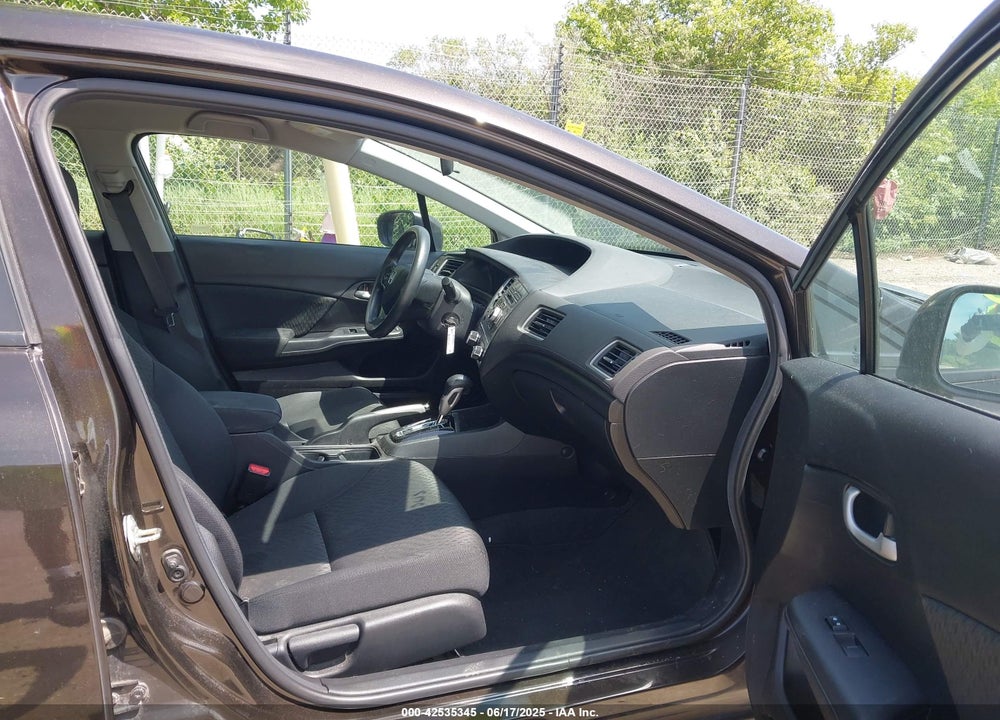 2014 HONDA CIVIC LX VIN: 2HGFB2F58EH511205