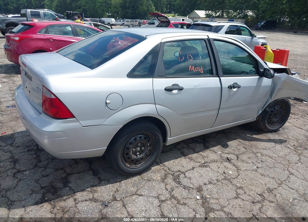 2006 FORD FOCUS ZX4 VIN: 1FAFP34N56W228519