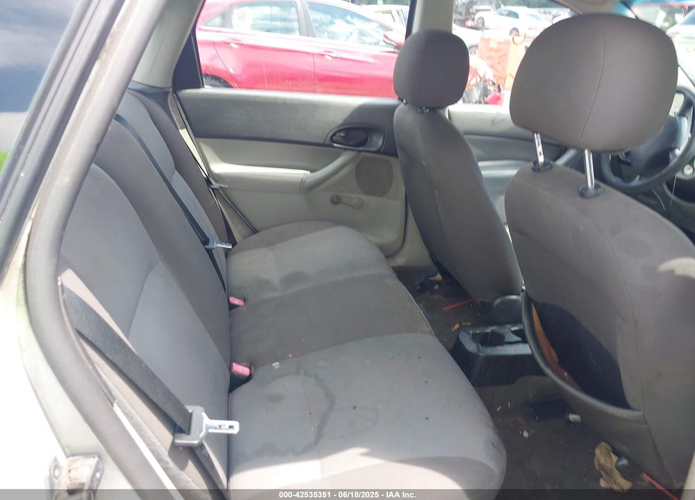2006 FORD FOCUS ZX4 VIN: 1FAFP34N56W228519