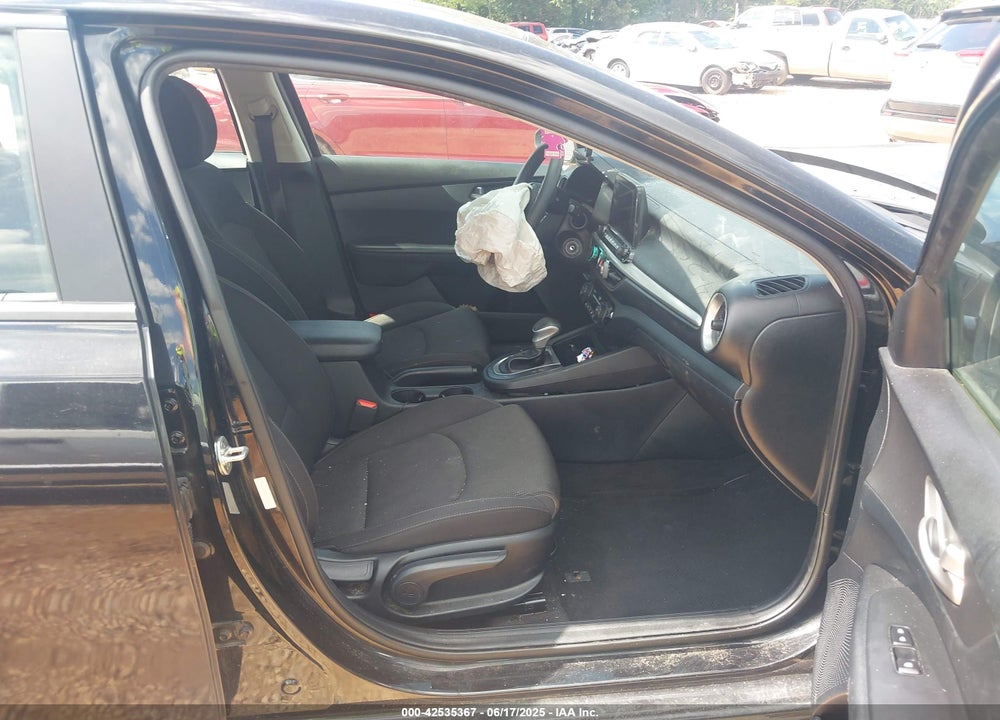 2019 KIA FORTE VIN: 3KPF24AD0KE014150