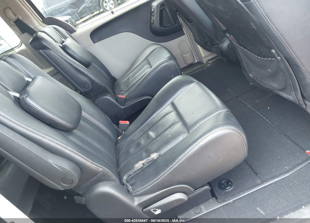 2013 CHRYSLER TOWN & COUNTRY TOURING-L VIN: 2C4RC1CG6DR663131
