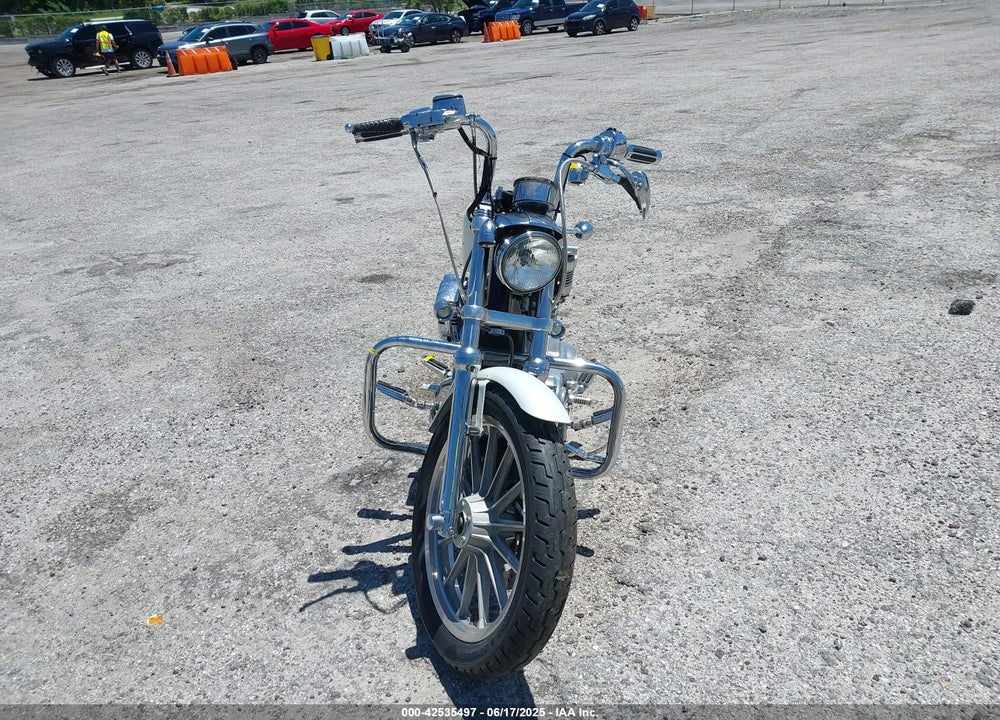 2001 HARLEY-DAVIDSON XL883 HUGGER VIN: 1HD4CEM1X1K150940