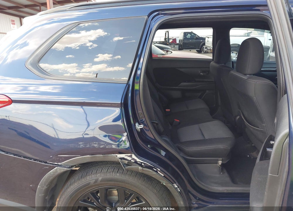 2018 MITSUBISHI OUTLANDER VIN: JA4AD3A39JZ046758