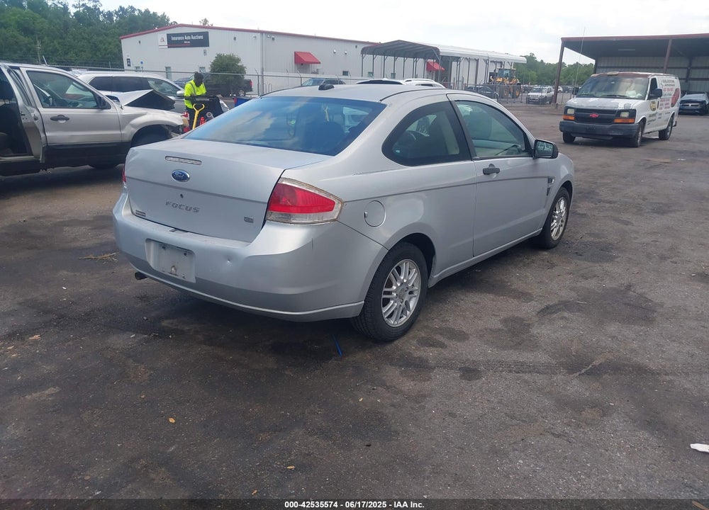 2008 FORD FOCUS VIN: 1FAHP33N58W121614