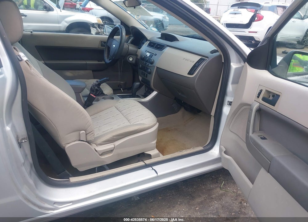 2008 FORD FOCUS VIN: 1FAHP33N58W121614