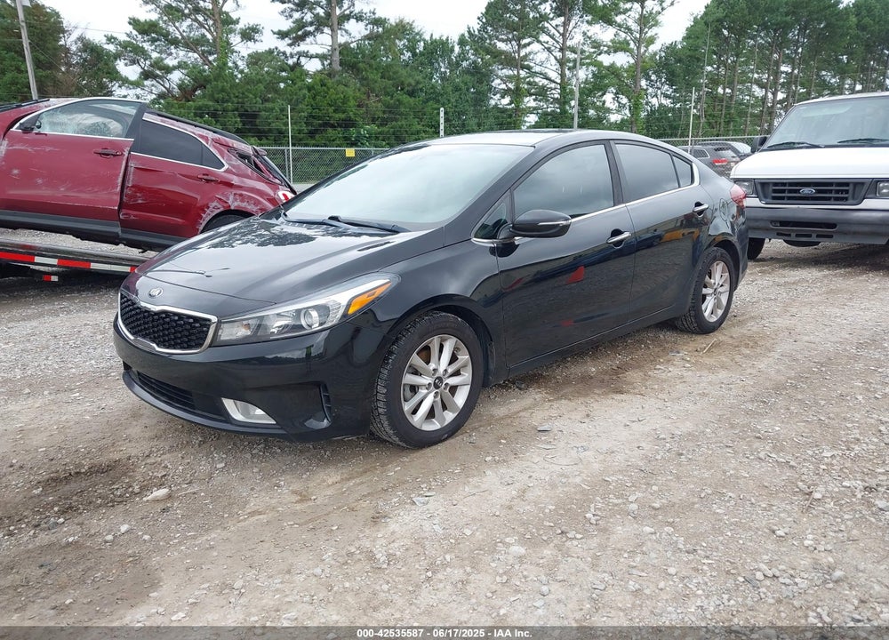 2017 KIA FORTE S VIN: 3KPFL4A7XHE152892