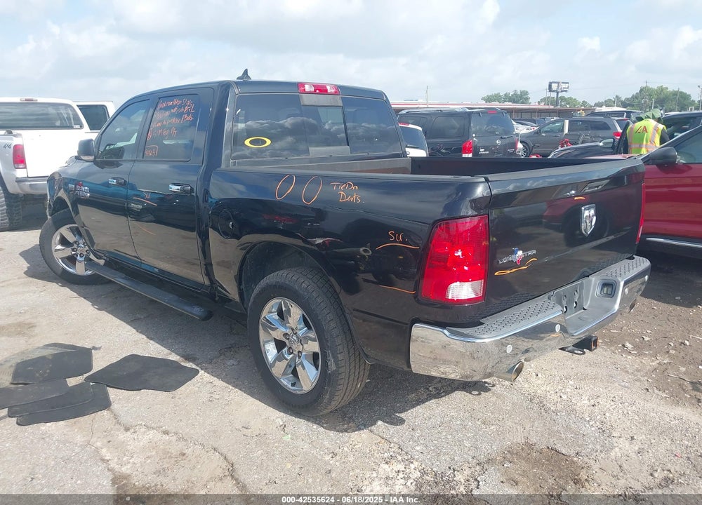 2016 RAM 1500 VIN: 1C6RR6LT0GS127794