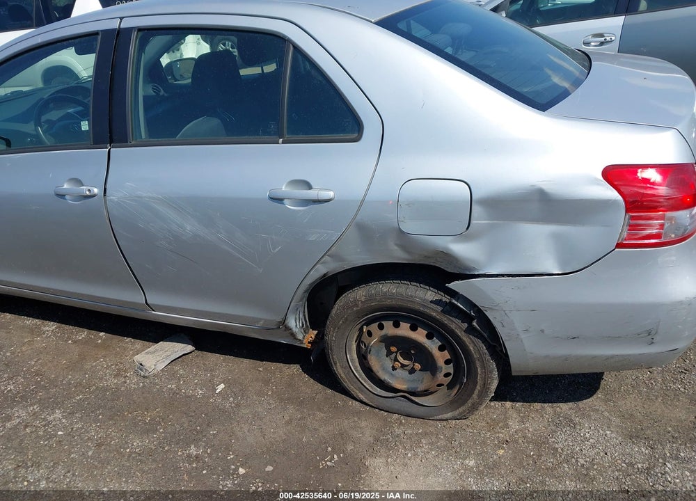 2007 TOYOTA YARIS VIN: JTDBT923071013475