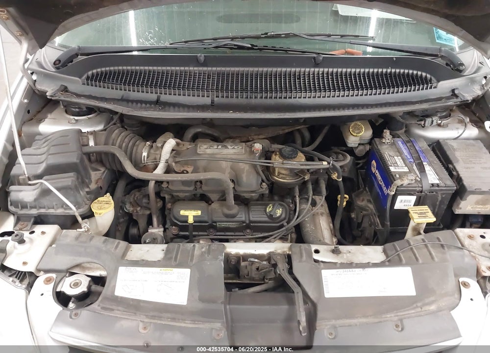 2005 CHRYSLER TOWN & COUNTRY LX VIN: 2C4GP44R95R307299