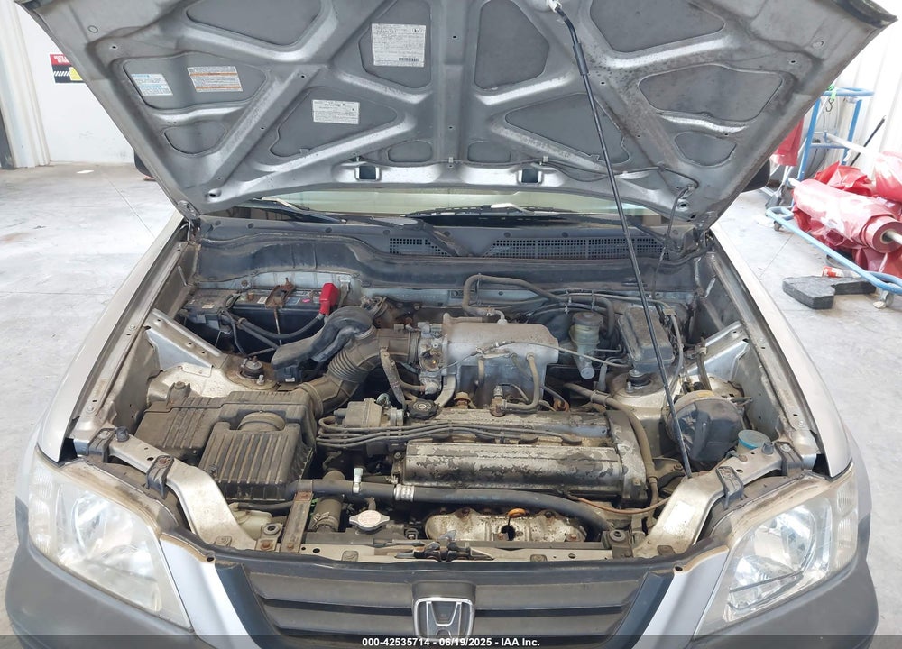 1997 HONDA CR-V VIN: JHLRD1851VC035978