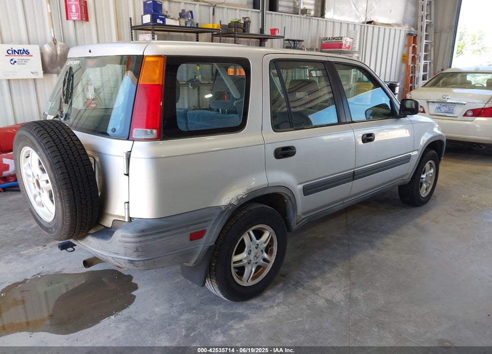 1997 HONDA CR-V VIN: JHLRD1851VC035978