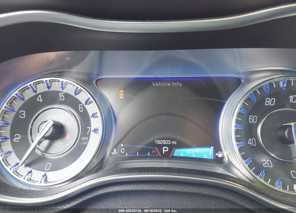 2017 CHRYSLER 300C VIN: 2C3CCAEG1HH570228