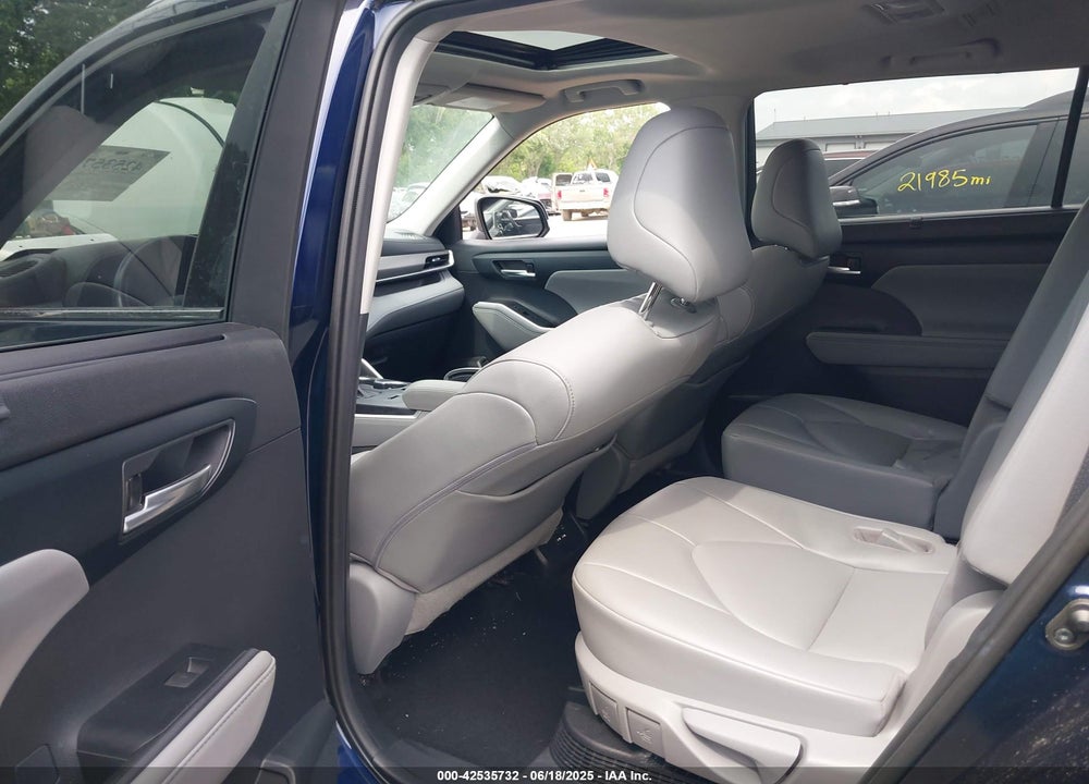 2020 TOYOTA HIGHLANDER VIN: 5TDGBRCHXLS512039