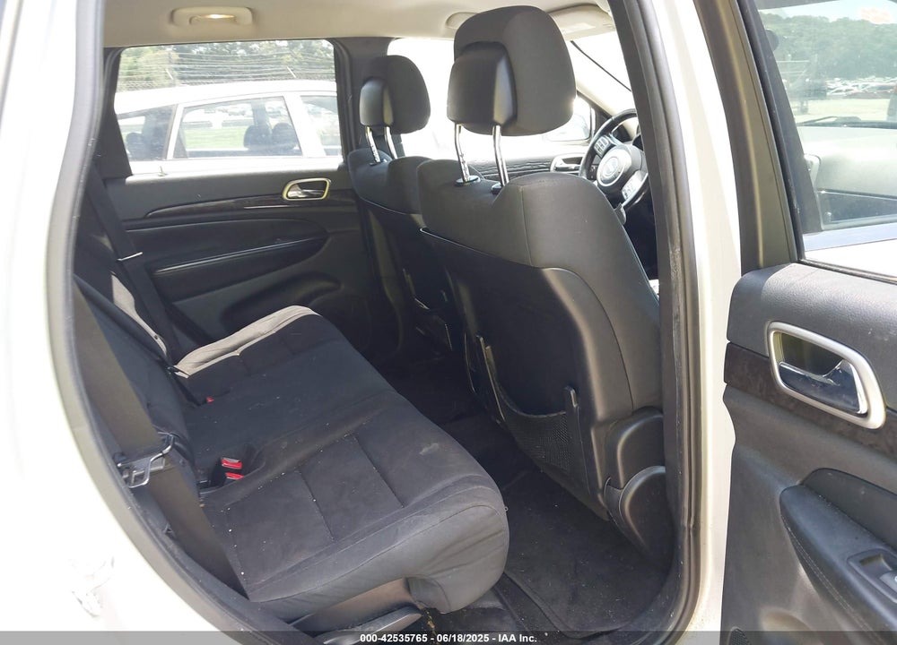 2011 JEEP GRAND CHEROKEE LAREDO VIN: 1J4RR4GG2BC585912