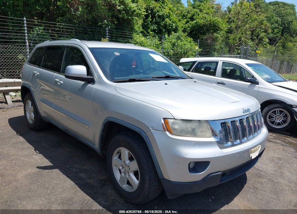 2011 JEEP GRAND CHEROKEE LAREDO VIN: 1J4RR4GG2BC585912
