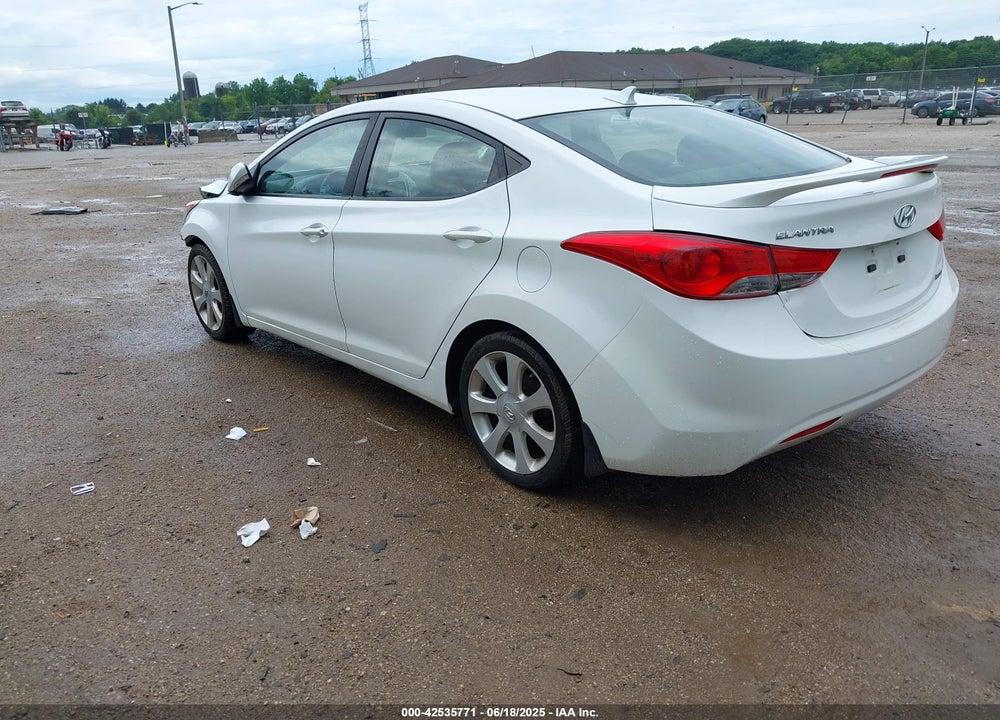 2013 HYUNDAI ELANTRA VIN: 5NPDH4AE8DH287916