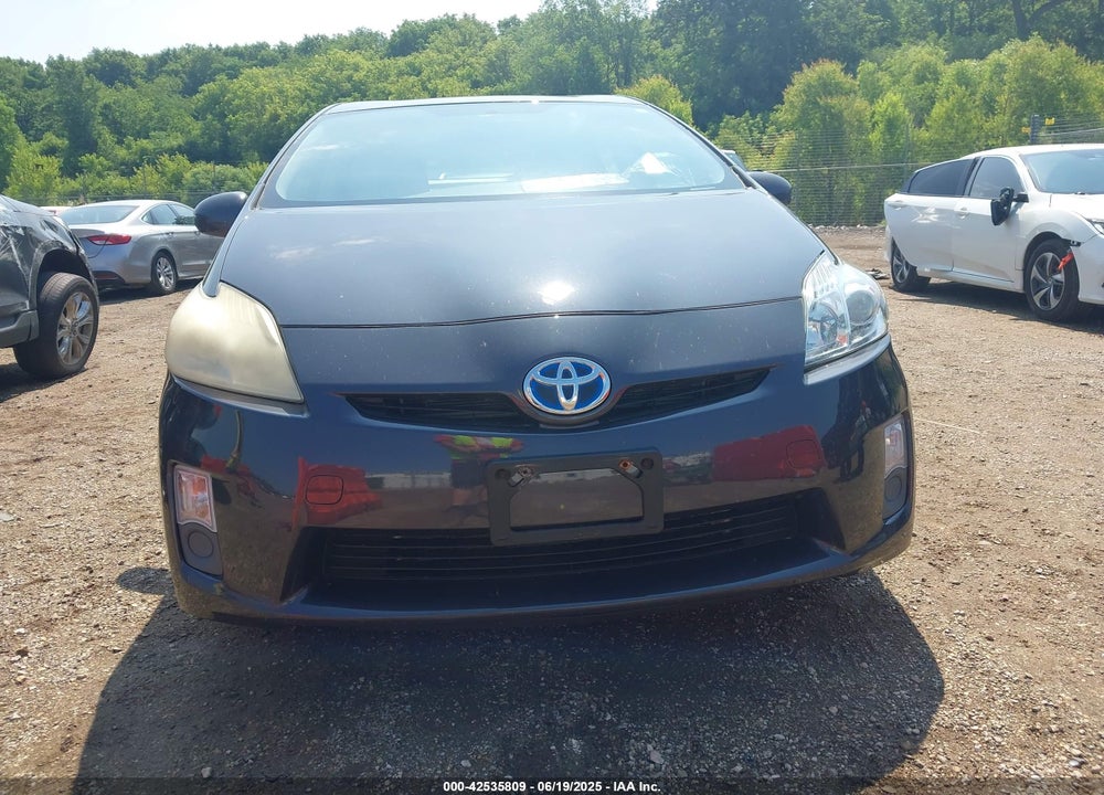 2011 TOYOTA PRIUS TWO VIN: JTDKN3DU3B1363334