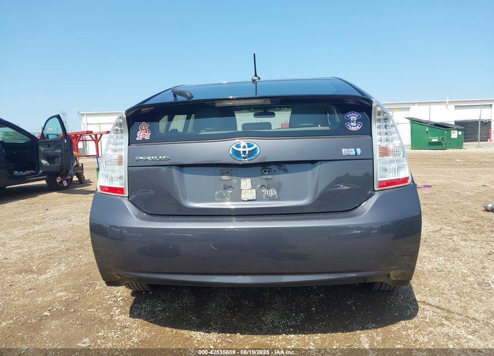 2011 TOYOTA PRIUS TWO VIN: JTDKN3DU3B1363334
