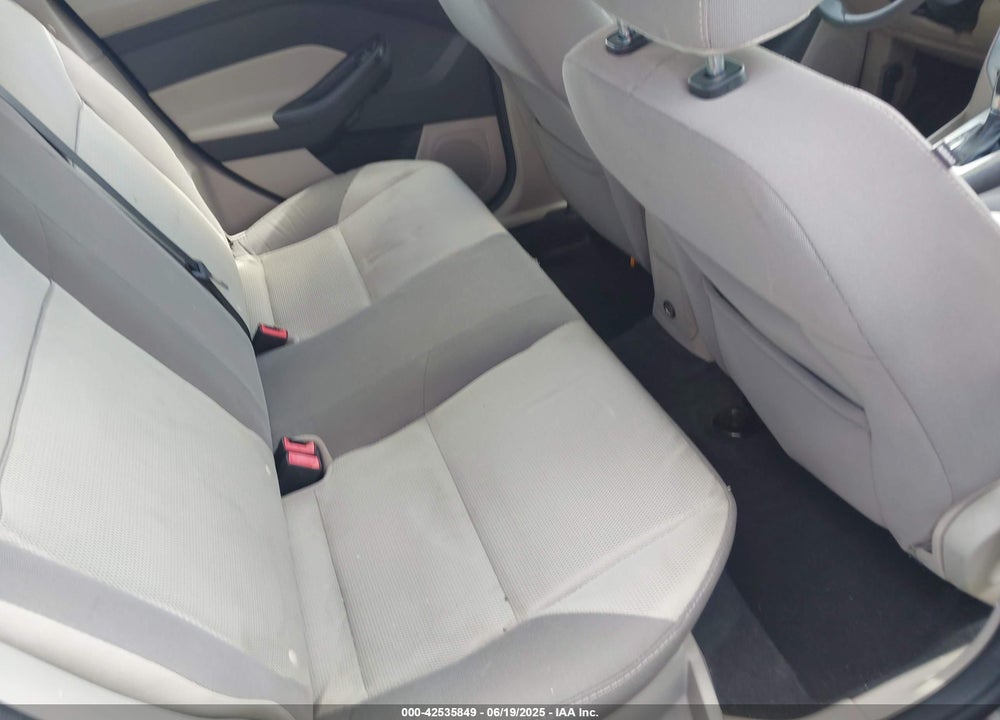 2014 FORD FOCUS SE VIN: 1FADP3F24EL122363