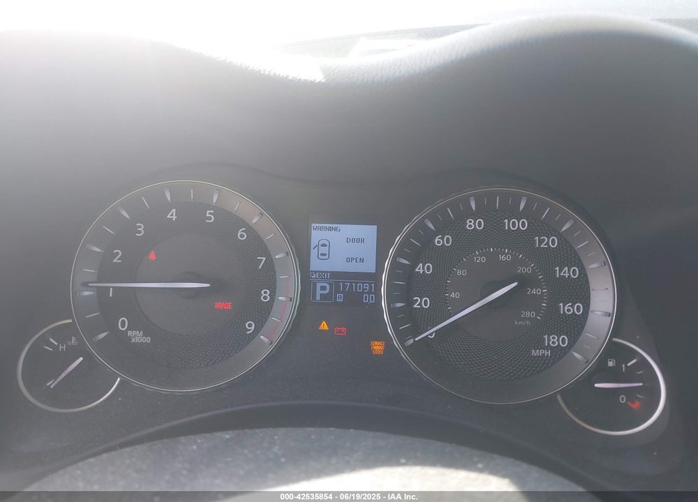 2013 INFINITI M37X VIN: JN1BY1AR7DM600214