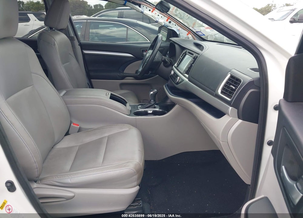 2016 TOYOTA HIGHLANDER VIN: 5TDKKRFH7GS141692