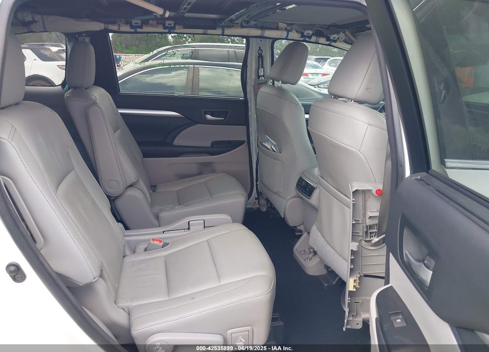 2016 TOYOTA HIGHLANDER VIN: 5TDKKRFH7GS141692
