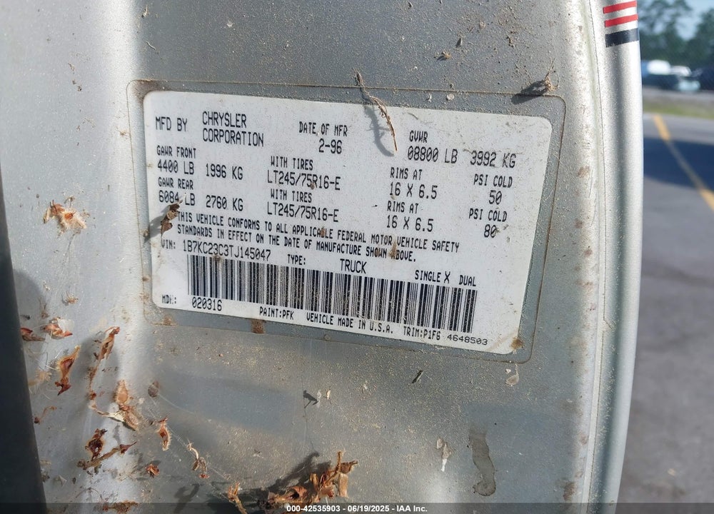 1996 DODGE RAM 2500 VIN: 1B7KC23C3TJ145047