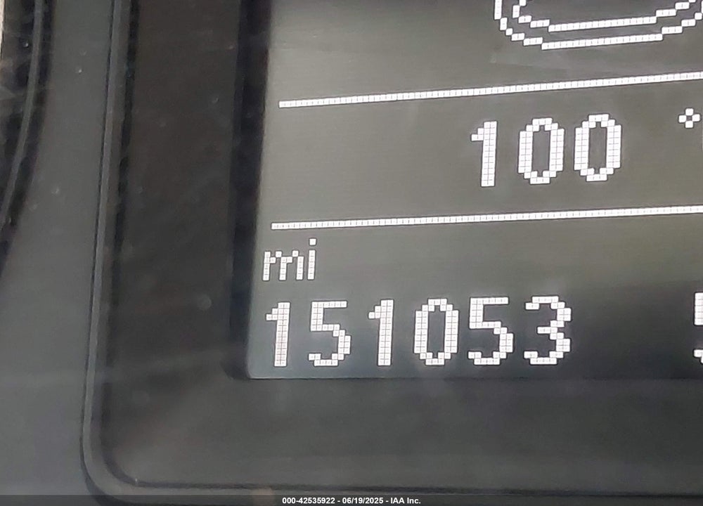 2017 VOLKSWAGEN TIGUAN VIN: WVGSV7AX0HK011669