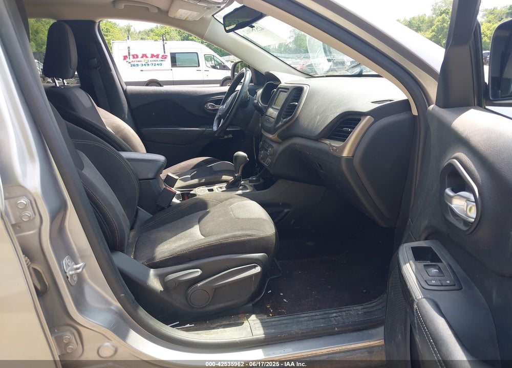 2016 JEEP CHEROKEE VIN: 1C4PJMAS5GW363999