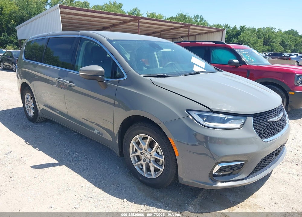 2023 CHRYSLER PACIFICA TOURING L VIN: 2C4RC1BG3PR597465