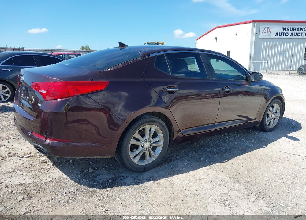 2013 KIA OPTIMA VIN: 5XXGM4A79DG095989
