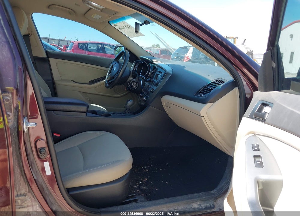 2013 KIA OPTIMA VIN: 5XXGM4A79DG095989