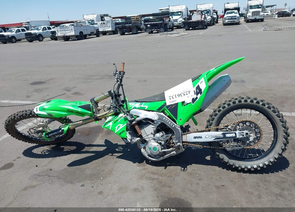 2020 KAWASAKI KX450 F VIN: JKAKXGJC9LA012906