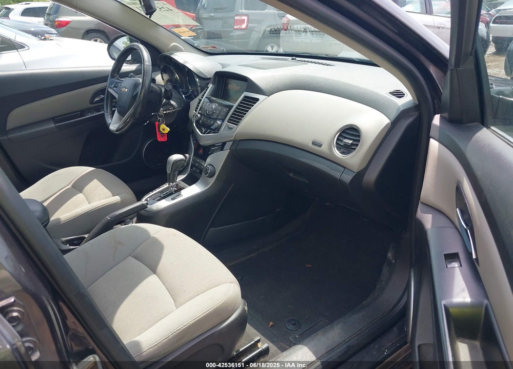 2014 CHEVROLET CRUZE 1LT AUTO VIN: 1G1PC5SB9E7257960