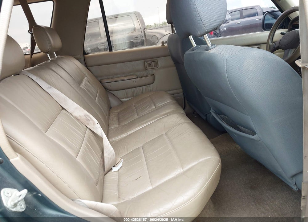 1995 TOYOTA 4RUNNER VIN: JT3VN29V7S0070071