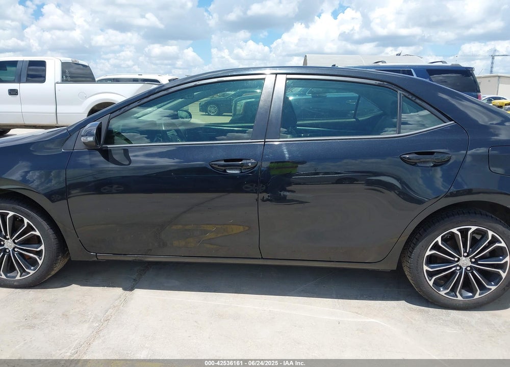 2015 TOYOTA COROLLA VIN: 5YFBURHE5FP306255